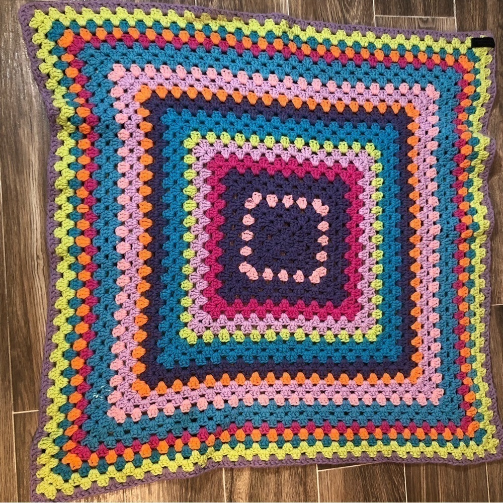 Vintage Handmade Multicolor Granny Square Blanket Crochet - Picture 7 of 7